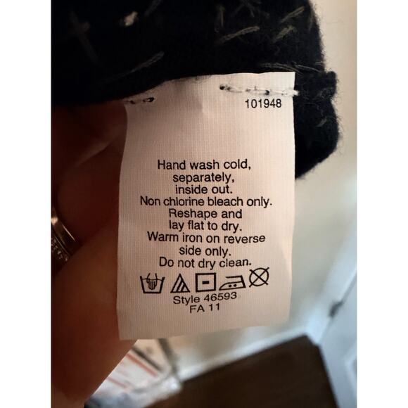 J.Crew 100% Wool Sequin Blouse Sweater 3/4 Sleeves Dark Blue, Navy Size Medium - Picture 9 of 9